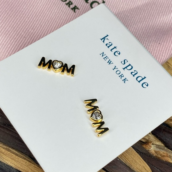 NWT Kate spade “mom” stud earrings with dust bag - Picture 5 of 5